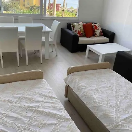 Denize Karsi,terasli,dogada,mustakil Ayarinda Ev Apartamento